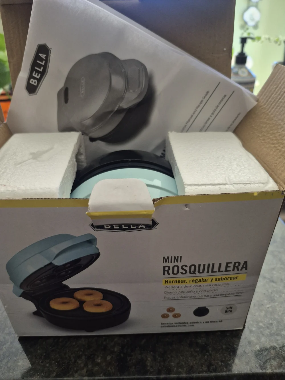 Bella Mini Donut Maker in Light Blue
